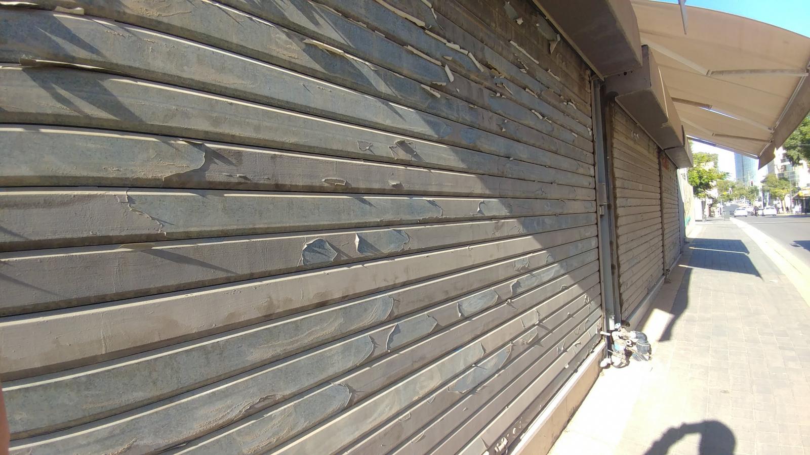 עסק סגור בעיר העתיקה (צילום: דני בלר)